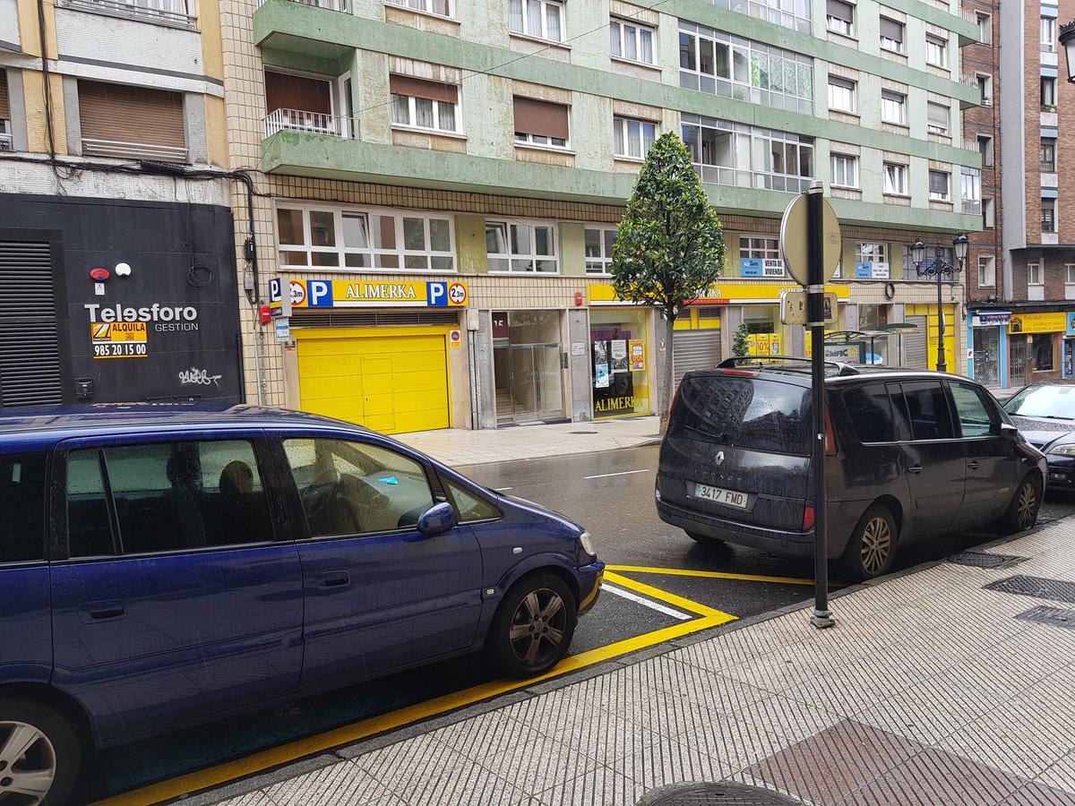 Hostal Foncalada Oviedo Buitenkant foto
